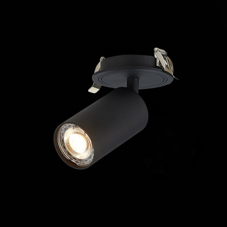 ST303