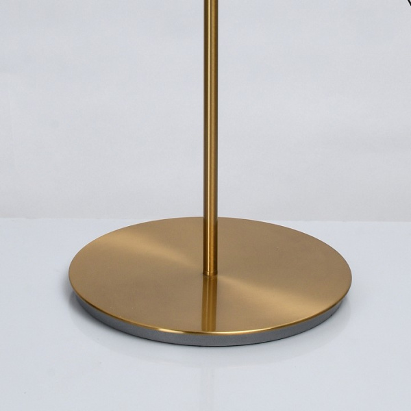 MW_632046302