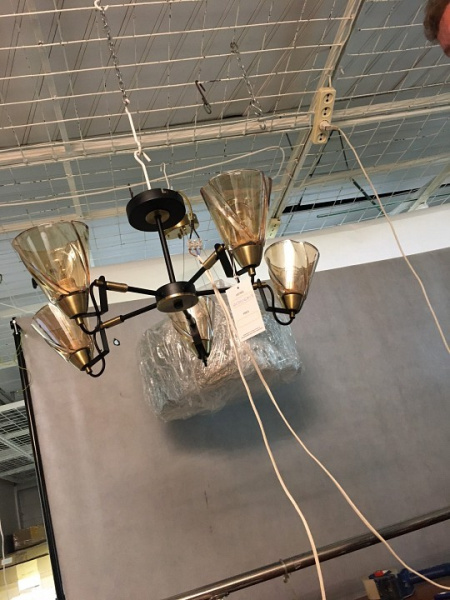 MW_605016805