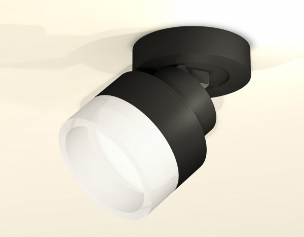 AMBR_XM8102020