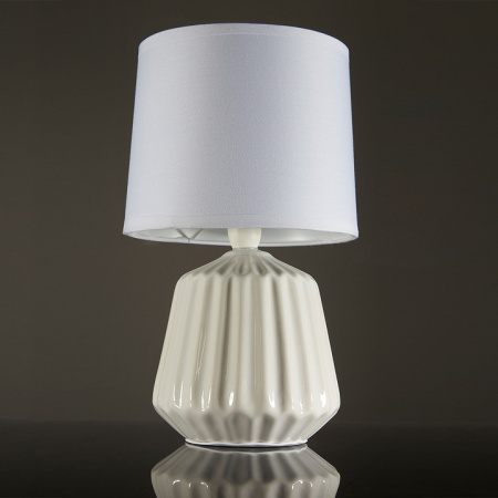 ESC_10219_T_White